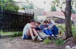 f/02-n.jpg