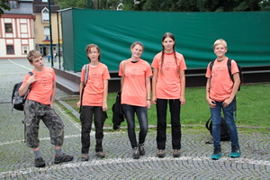 /IMG_0242-v.jpg