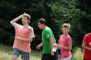 /IMG_9870-v.jpg