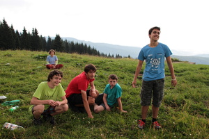 /IMG_9943-v.jpg