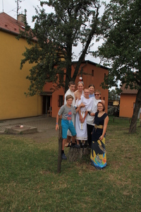 /IMG_2703-v.jpg