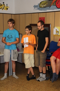 /IMG_2919-v.jpg