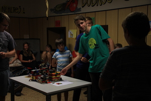 /IMG_2943-v.jpg