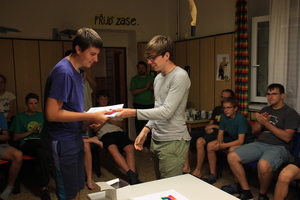 /IMG_2979-v.jpg