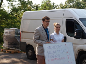 P1012002-v.jpg