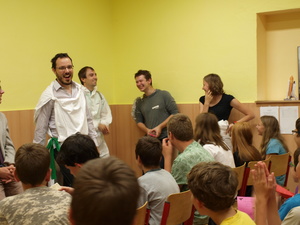 P1012149-v.jpg